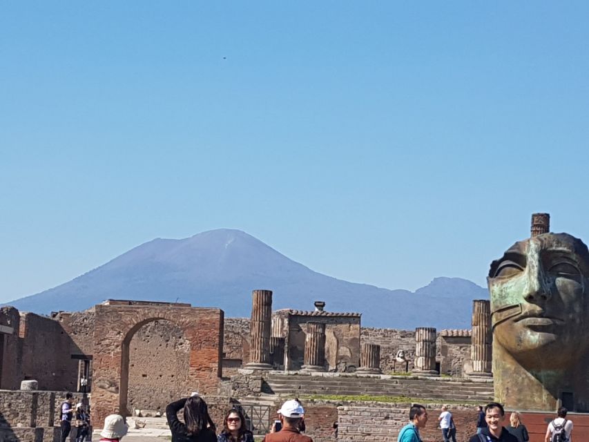 From Rome: Pompeii and Naples, Full Day Tour with Lunch - The winery stop and lunch tasting: a practical break that adds value