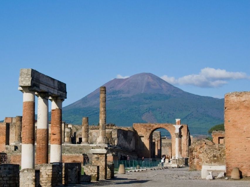 From Rome: Pompeii and Naples, Full Day Tour with Lunch - Value and price: what $460.73 buys you (and what it doesn’t)