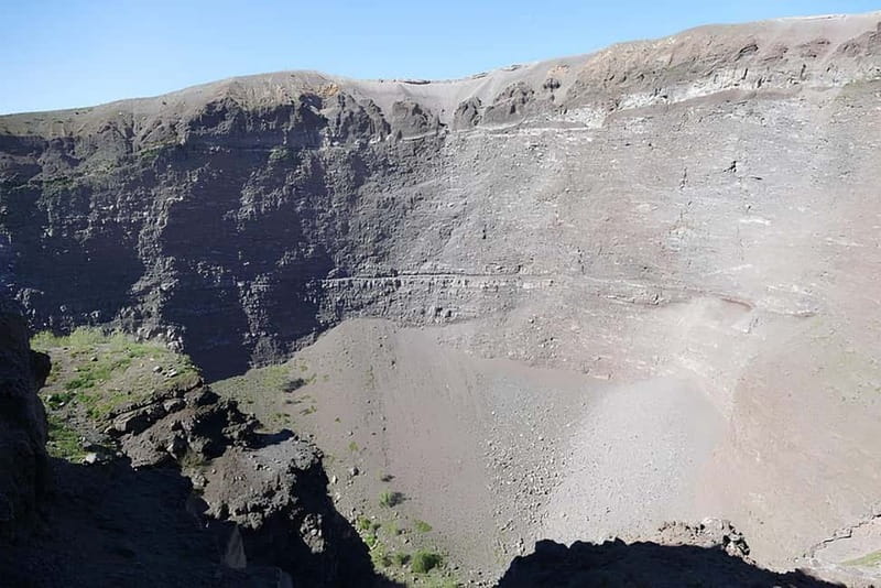 From Rome: Pompeii and Vesuvio Guided Day Trip with Lunch - The Coral and Cameo Stop: Worth It or a Time Sink?