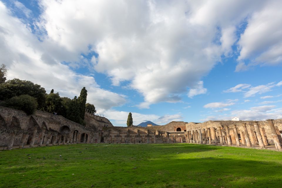 From Rome: Sorrento & Pompeii Day Tour with Hotel Pickup - Sorrento: Limoncello Tasting Plus Two Hours to Wander