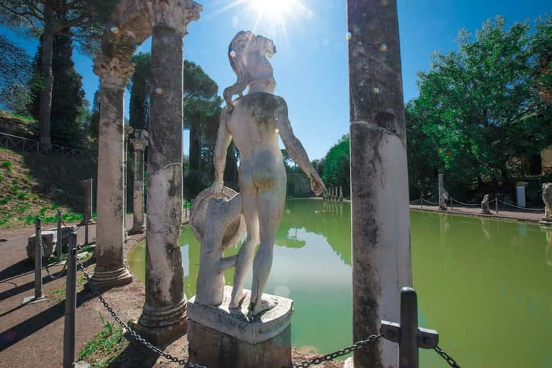 From Rome: Villa D'Este & Villa Adriana Day Trip with Lunch - The best kind of lunch break: Tivoli’s historical center