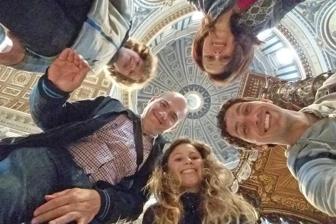 Full-day tour of Vatican Colosseum & Best of Rome by Tommaso - Sistine Chapel: the guide’s role is the difference