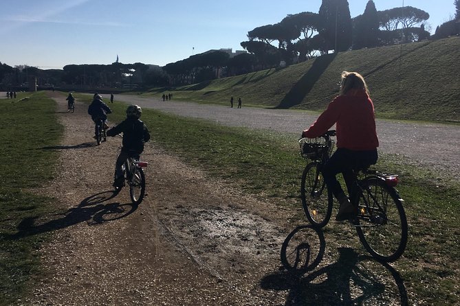 German E-Bike Tour durch Rom - Aventine to Giardino degli Aranci: the viewpoint stop that feels worth the climb