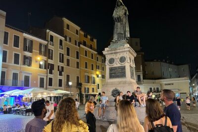 Ghost & Legends in Night Rome Walking Tour - Piazza Farnese and the Secret-Passage Legend