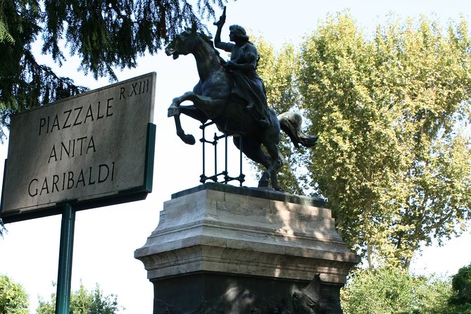 Gianicolo to Trastevere: Italy's Independence trail with GELATO - Fontana dell’Acqua Paola and the Ossario: what to watch for as you descend