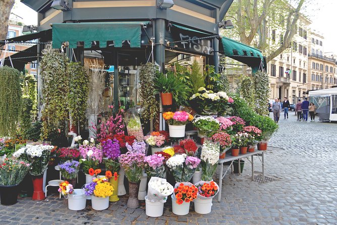 Gluten-Free Food & Wine Tour of Rome with Local Guide and Sightseeing - Campo de’ Fiori: gluten-free pizza, wine, and dinner tied to Caesar’s Rome
