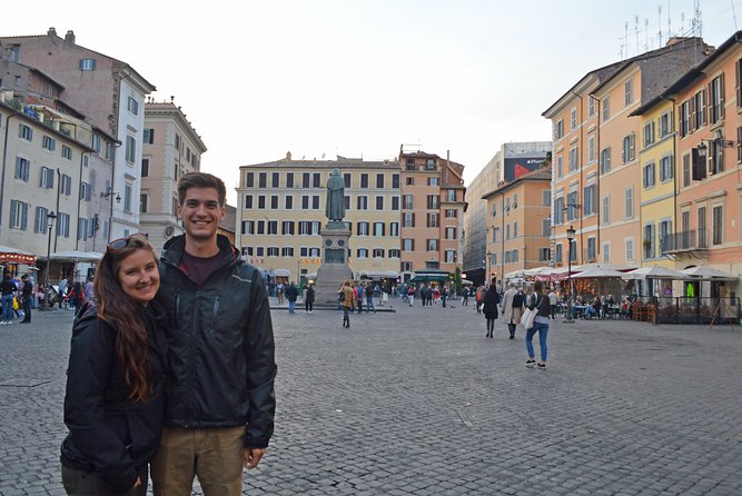 Gluten-Free Food & Wine Tour of Rome with Local Guide and Sightseeing - Piazza Navona: a sightseeing breather between big bites