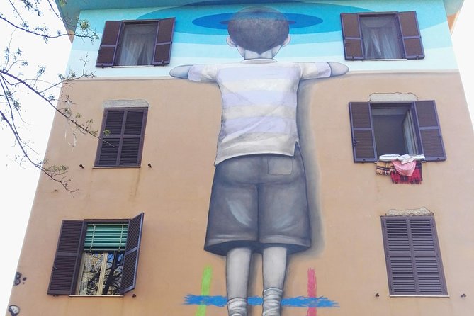 Graffiti art tour in Rome - Pantheon: ticket-free access with a short window to see the scale