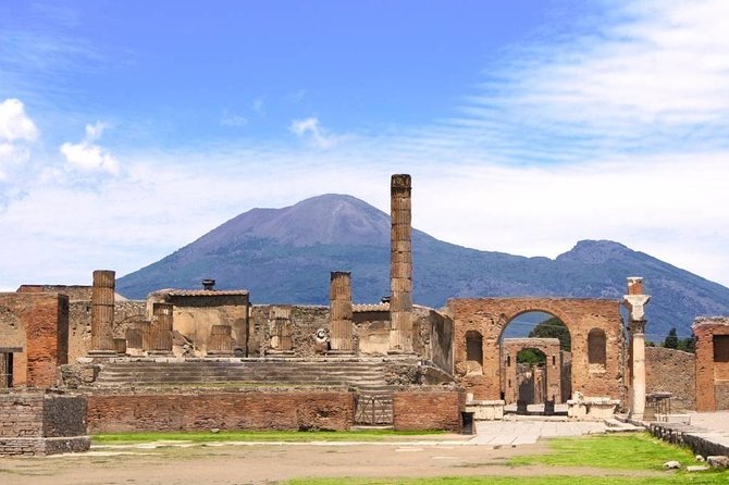 Grand Tour to Pompeii (with private guide) & the Amalfi Coast from Rome & back - A long day from Rome: the 7am–9pm rhythm