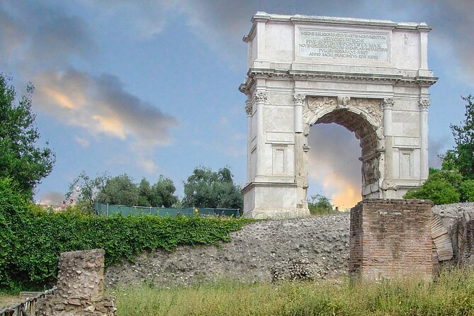 Group Tour: Colosseum, Roman Forum &Palatine Hill guided Tour - Palatine Hill: Baths, Family Life, and the Circus Maximus View