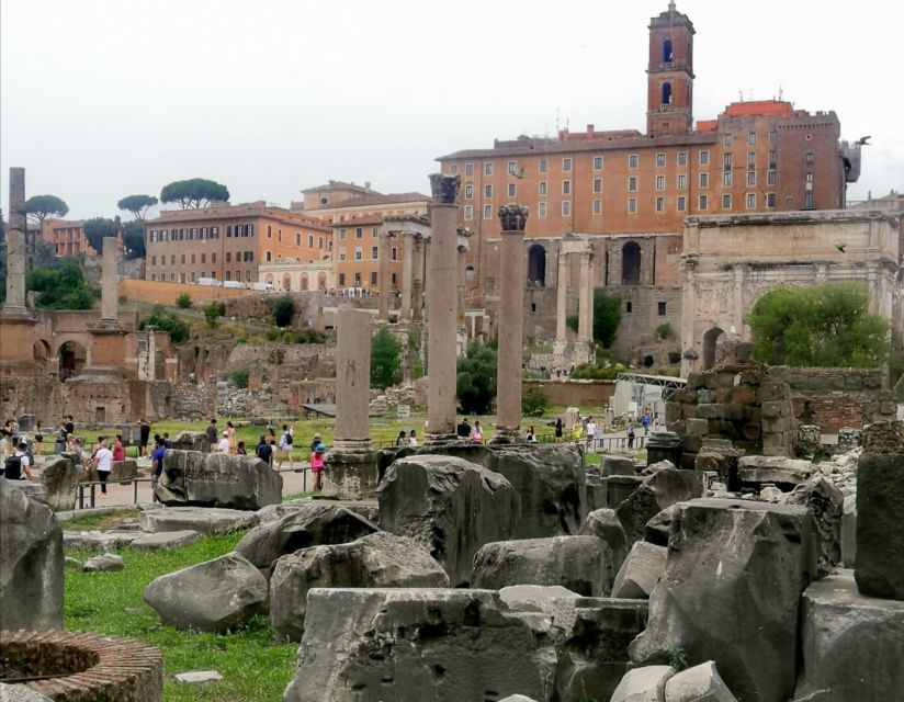 Guided tour of Roman Forum & Palatine Hill - Temple of Venus and Roma: religion meets civic identity