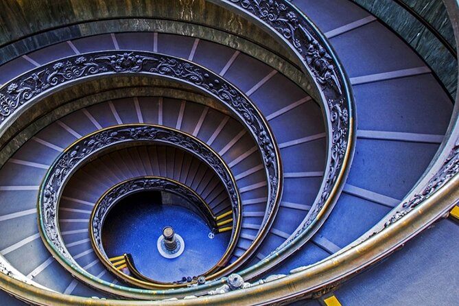 Guided tour of the Vatican Museums - VIP service - Sistine Chapel in 20 minutes: what to look for (and how)
