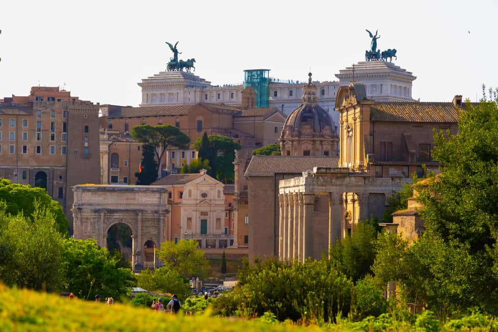 Guided Tour to the Palatine Coliseum and Roman Forum - Group size, pace, and audio devices: how the tour will feel