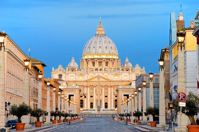 Guided Tour to Vatican and Sistine Chapel with Ticket - Pio Clementino Museum, Candelabra Gallery, and the geography of art