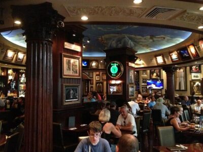 Hard Rock Cafe Rome with Set Lunch or Dinner - How the 2-Hour Set Lunch or Dinner Timing Really Feels