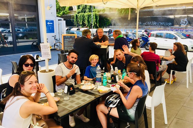 Hidden Rome: Small Group E-Bike Tour with Street Food Stops - The sights in between: panoramic viewpoints and major landmarks by bike