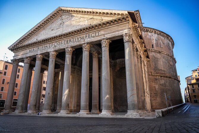 Historical Walking Tour in Pantheon with Tickets - The Pantheon stop: from temple to church, and still one stunning room