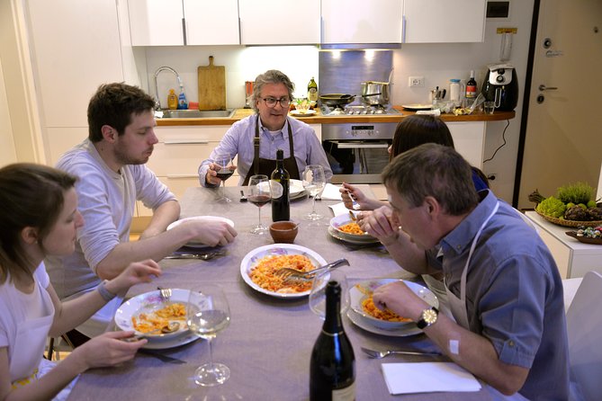 Home Cooking in Testaccio: Cacio e Pepe, Amatriciana, Carbonara - Logistics That Matter: Meeting Point, Transit, and What to Wear