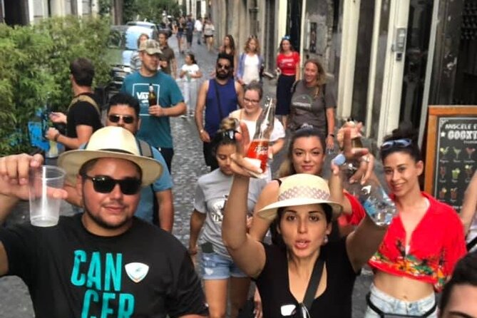 Hops and Stops Rome: History and Beer Walking Tour in the Eternal City - Via dei Fori Imperiali: emperors, ruins, and a Colosseum glimpse