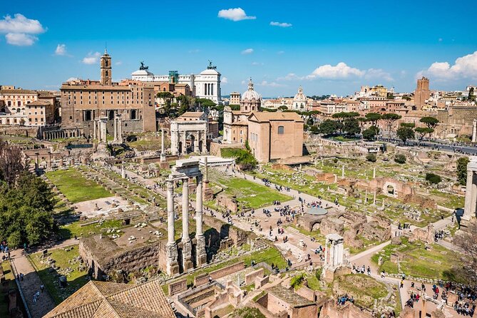 Houses of Augustus and Livia Private Tour with Roman Forum and Palatine Hill - Palatine Hill: wider context after the Forum