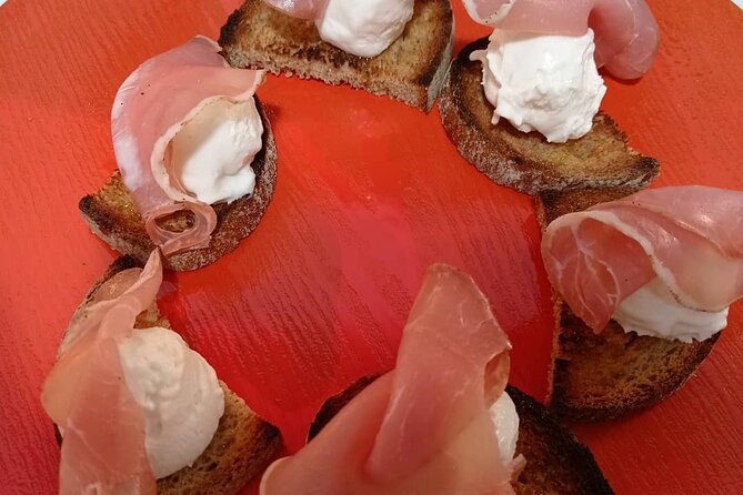 Ice cream workshop with tasting and gluten free aperitif - Where you start: Criollo, a Rome bistro built for gelato