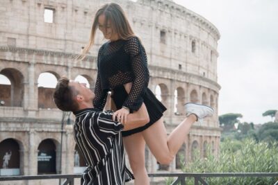 Iconic Photo Shoot Tour in Rome with Professional Photographer - Where you meet and how the 1 hour 30 minutes moves