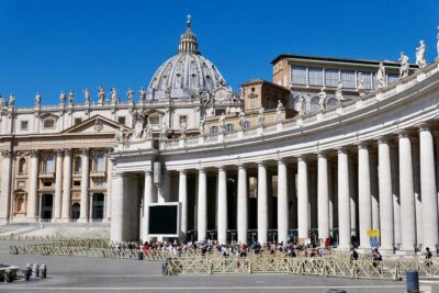 In-depth Guided Tour of St. Peter's Basilica & Square - Meeting Point at Largo del Colonnato: Don’t Let This Eat Your Time