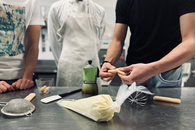 Italian Gelato, Tiramisu and Cannolis Cooking Class in Rome - Getting there without stress: Battistini and your Rome base