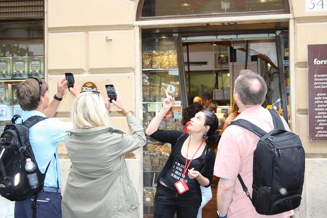 Jewish Ghetto & Piazza Navona: Food, Wine & Sightseeing Rome Tour - Guide quality: what names like Maria and Fabrizia suggest