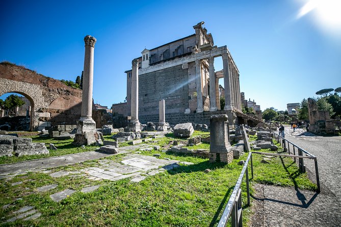 Kids-Tailored Tour of the Colosseum Roman Forum & Palatine Hill - Skip-the-line and mobile tickets: why this matters with kids