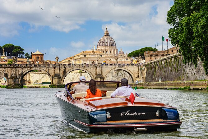 La Dolce Vita: Private Luxury Boat Ride in the Eternal City - Start point: where the cruise actually begins (and why location matters)