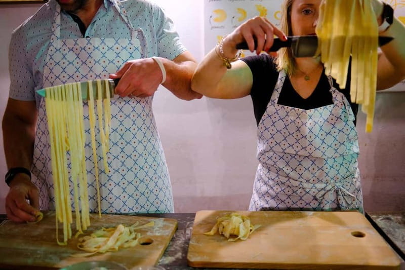 Lunchtime Pasta Pro Workshop - A Rome Lunch Class That Teaches by Doing