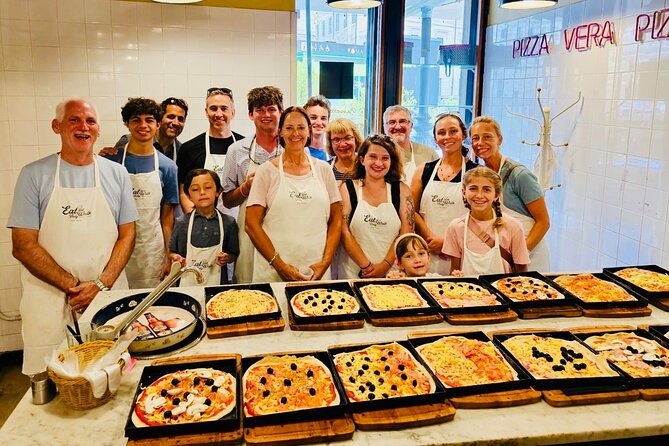 Make Italian Pizza and Tiramisu Dessert - Toppings and Italian method: choosing your pie without guessing