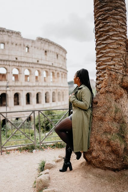 Mini Photo-session at Colosseum with Photographer - Oppio Caffe meeting point and how the 15–30 minutes flow
