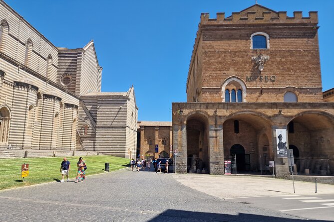 Montepulciano Wine Tasting and Orvieto Private Day Tour from Rome - Pacing, Dress Code, and Comfort Tips for a Smooth Day