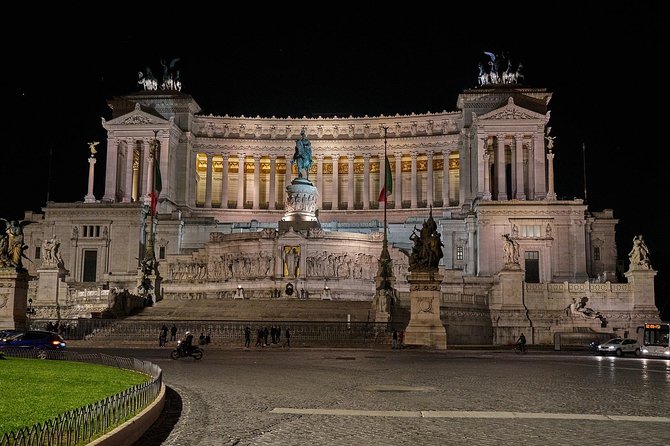 Moonlight Rome: Night Walking Tour of Roman Highlights - Piazza Venezia and the Vittoriano skyline view