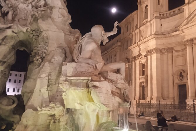 Moonlight Walking Tour in the Heart of the Imperial & Baroque Rome - The Pantheon exterior stop: why it’s so oddly resilient