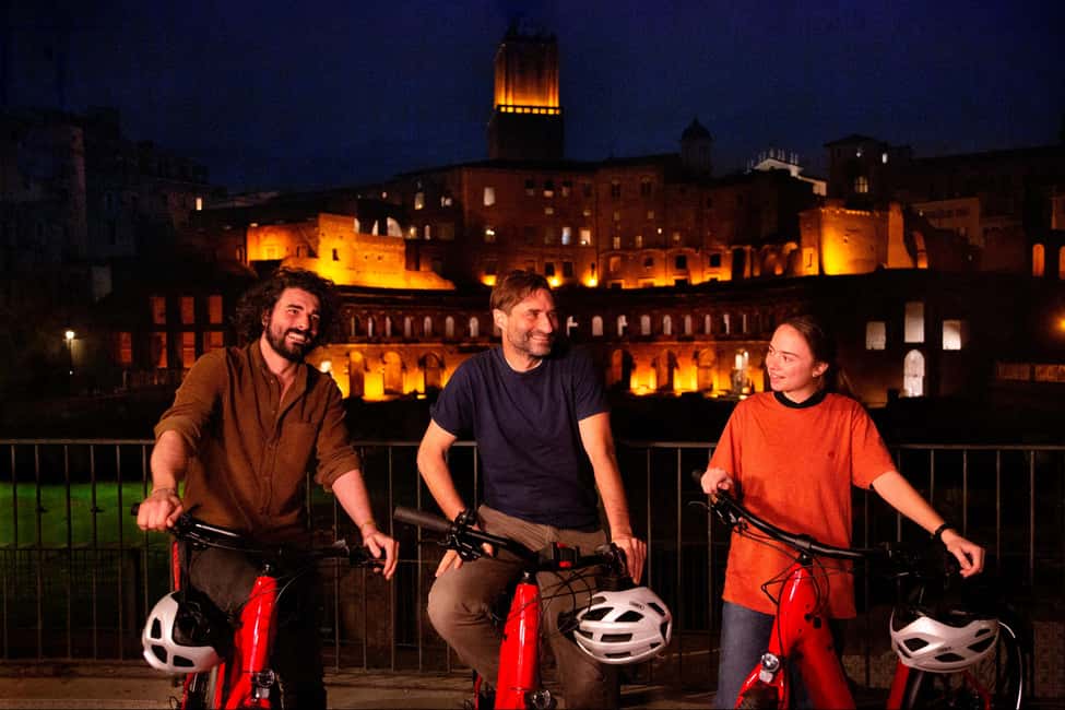 Night Tour of Rome with Top E-bike & optional Italian Dinner - The 4-hour option: trattoria dinner included, with a clear value math