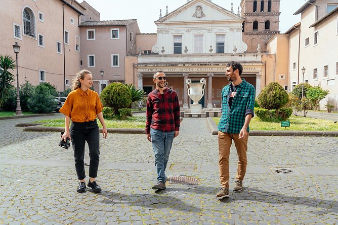 Off the Beaten Track in Rome: Rione VI Parione Private Tour - Who This Off-the-Beaten-Track Rome Walk Suits Best