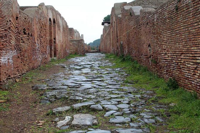 Ostia Antica – Commercial Port of Ancient Rome Tour - Meeting Your Guide: Small-Group Control Is the Real Luxury
