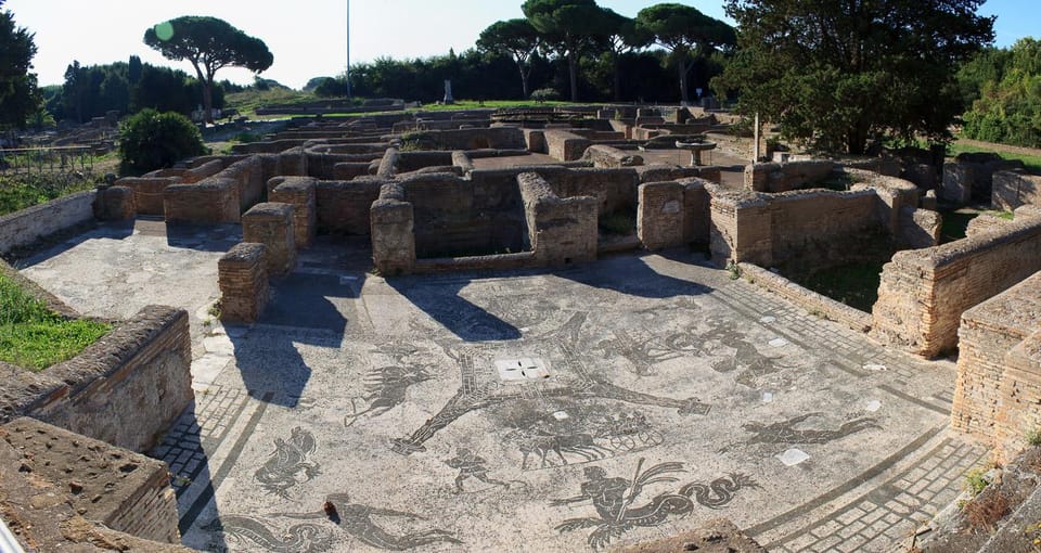 Ostia Antica: Small group tour from Rome - The House of Diana: stepping into a Roman bedroom reality
