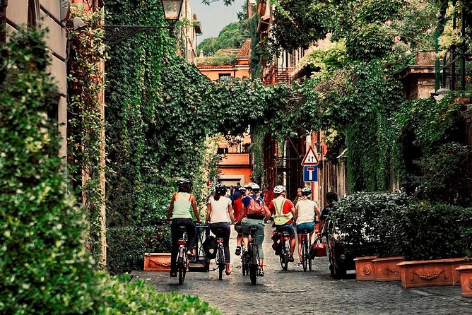 Panoramic Rome Off-the-beaten-track Tour with Cannondale Ebike - Jewish Ghetto lanes, Portico of Octavia, and Teatro di Marcello