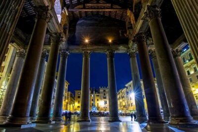 Pantheon Guided Tour with Priority Entrance Tickets - The Pantheon façade and the Barberini connection outside