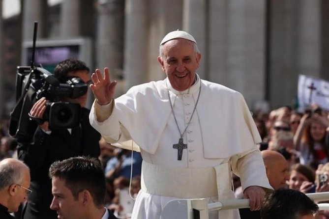 Papal Audience - How a 7:30 a.m. Pickup Sets You Up for the Audience