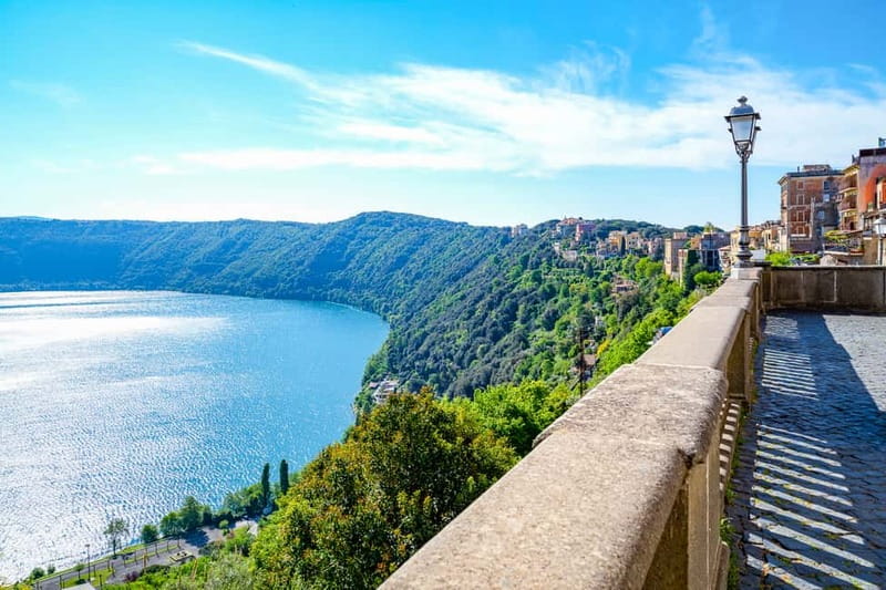 Papal Palace and Secret Garden Ticket and Audio Guide - Inside the Papal Palace: Maderno’s retreat and the fresco moments