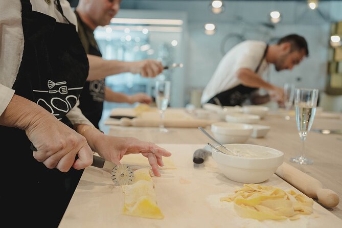 Pasta and Tiramisù Cooking Workshop in the Heart of Rome - Location near Via Firenze and how to plan your 6:00 pm start