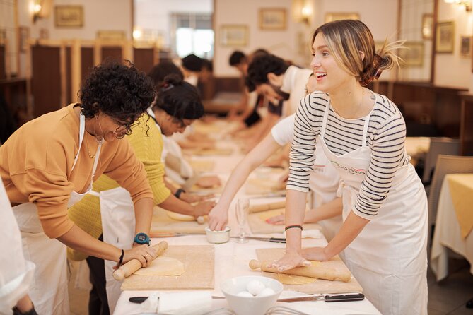 Pasta Cooking Class in Rome - Fettuccine Class in Piazza Navona - What the 2-Hour Schedule Really Means for Your Day