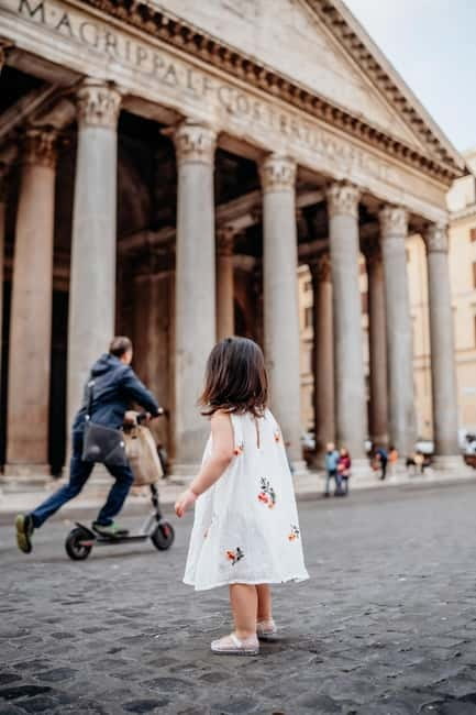 Photo Shoot in Rome with Vespa And Vintage Fiat 500 Options - The sweet ending: ice cream with 150 flavors