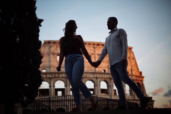 Photo Shooting in Rome with Professional Camera - Meeting in Monti: Getting Comfortable Before the Cameras Roll