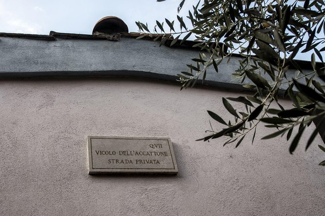 Photo Tour in the popular district of Pigneto - What to Bring and How to Prepare for a Better Photo Day